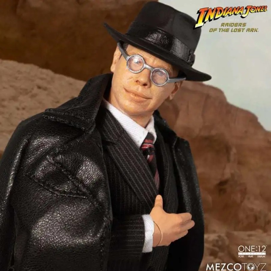 All Brands Mezco Toyz | Indiana Jones Raiders Of The Lost Ark One:12 Collective Major Toht & Ark Of The Covenant Deluxe Boxed Set (Pre-Order Ships August)